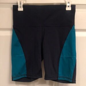 Xersion brand size M high rise bike shorts